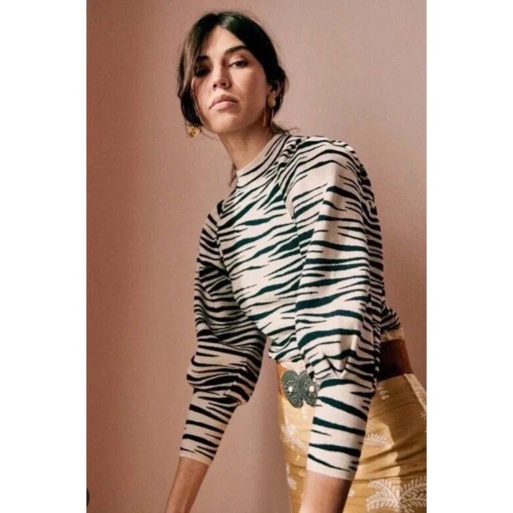 EUC Sezane Denver Puff Sleeve Zebra Jacquard Sweater Ecru Black Small